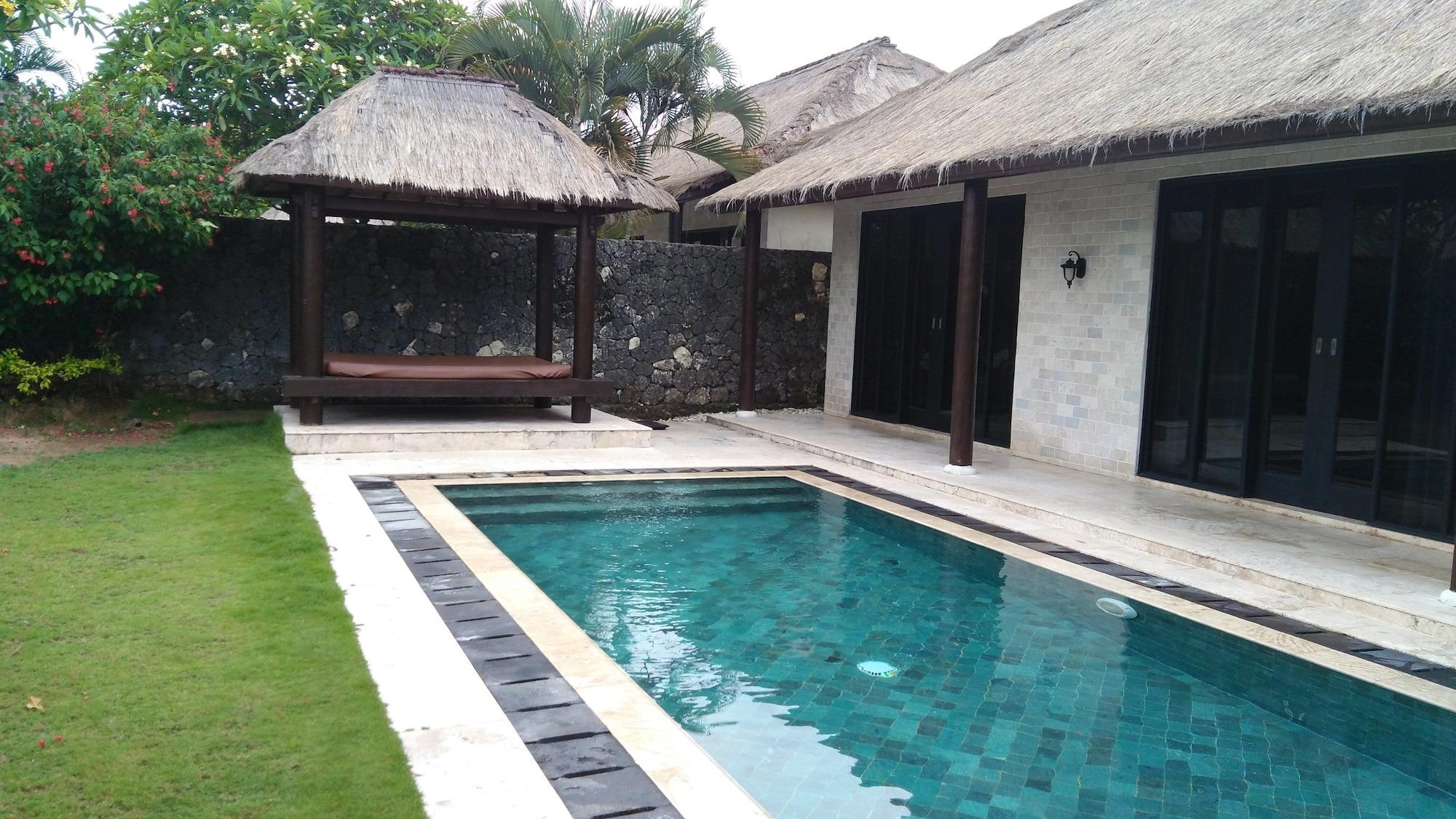 Royal Pool Villa Bali Нуса-Дуа Экстерьер фото