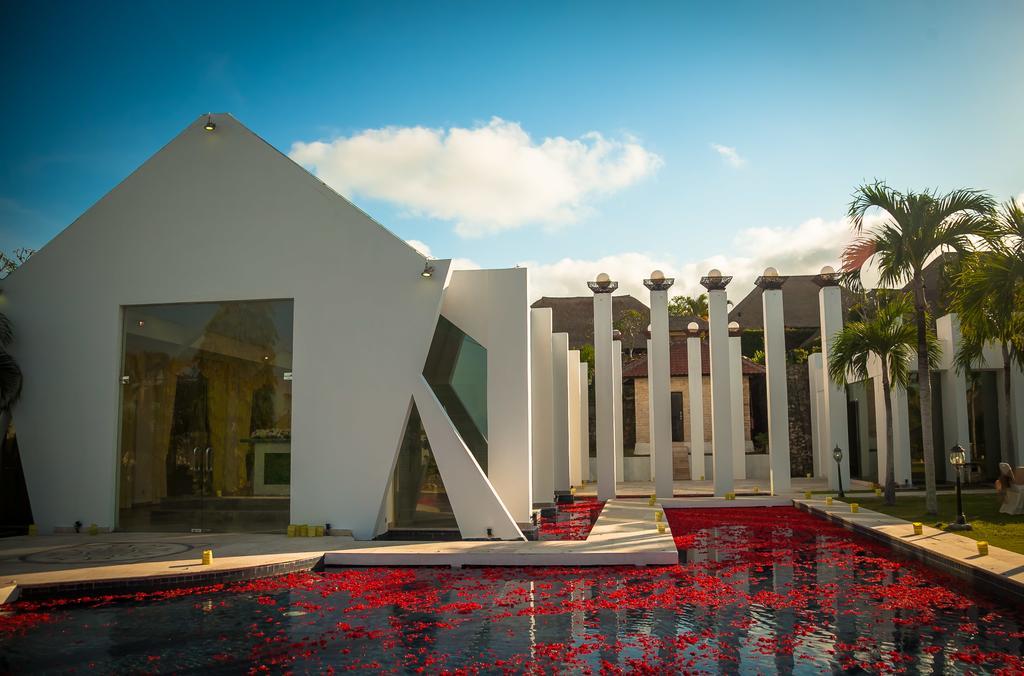Royal Pool Villa Bali Нуса-Дуа Экстерьер фото