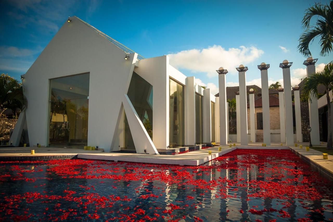 Royal Pool Villa Bali Нуса-Дуа Экстерьер фото