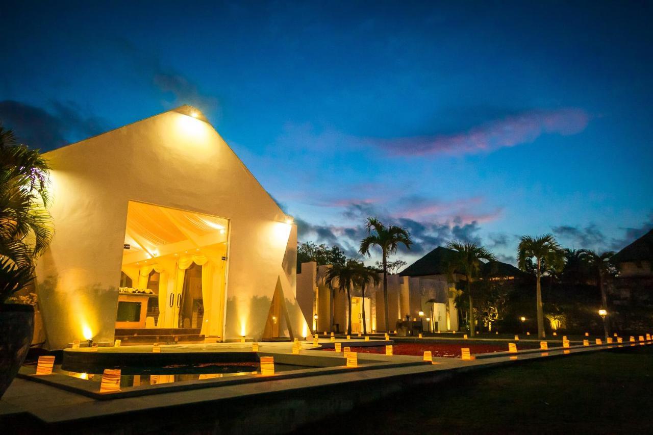 Royal Pool Villa Bali Нуса-Дуа Экстерьер фото