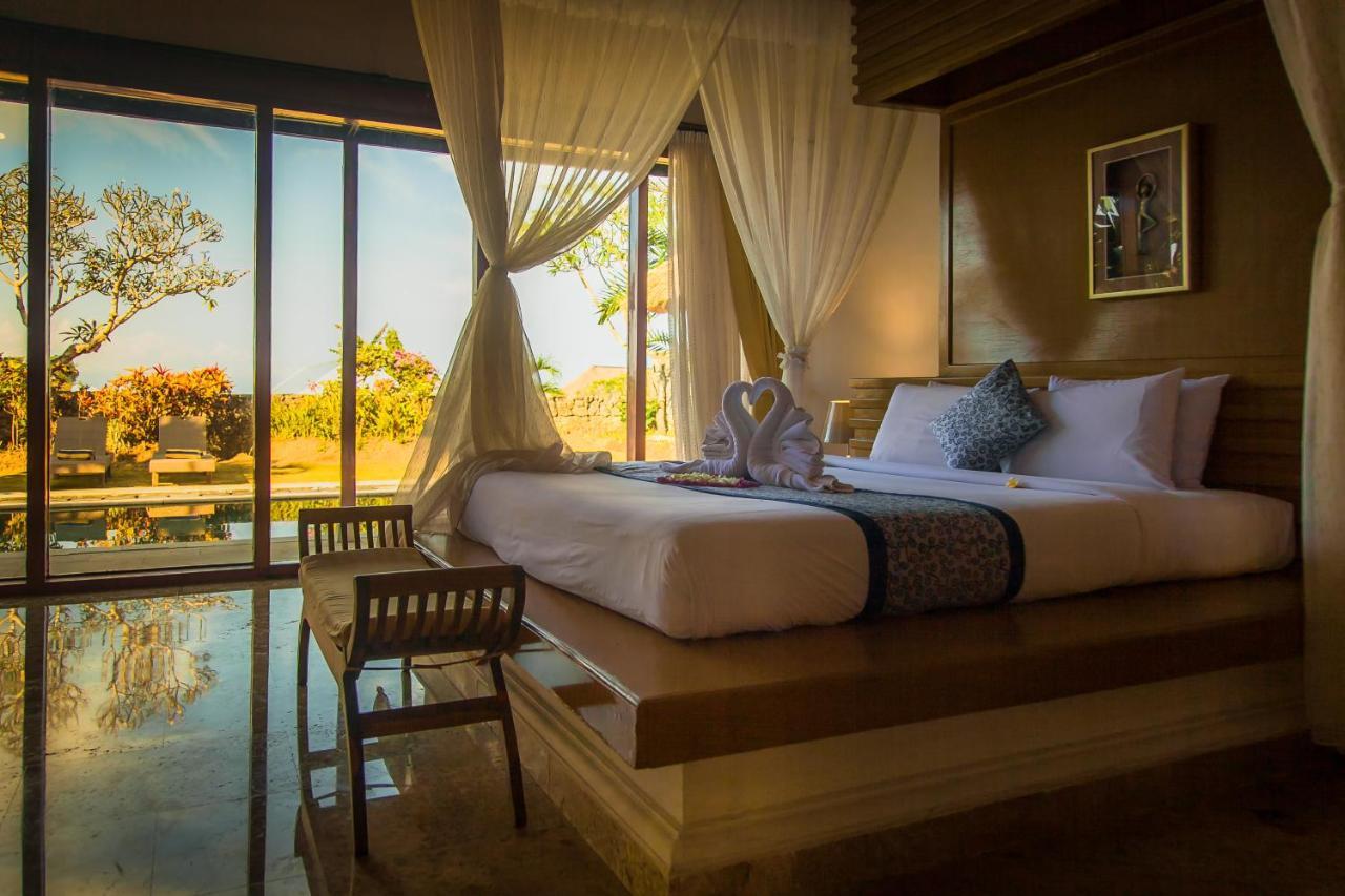 Royal Pool Villa Bali Нуса-Дуа Экстерьер фото