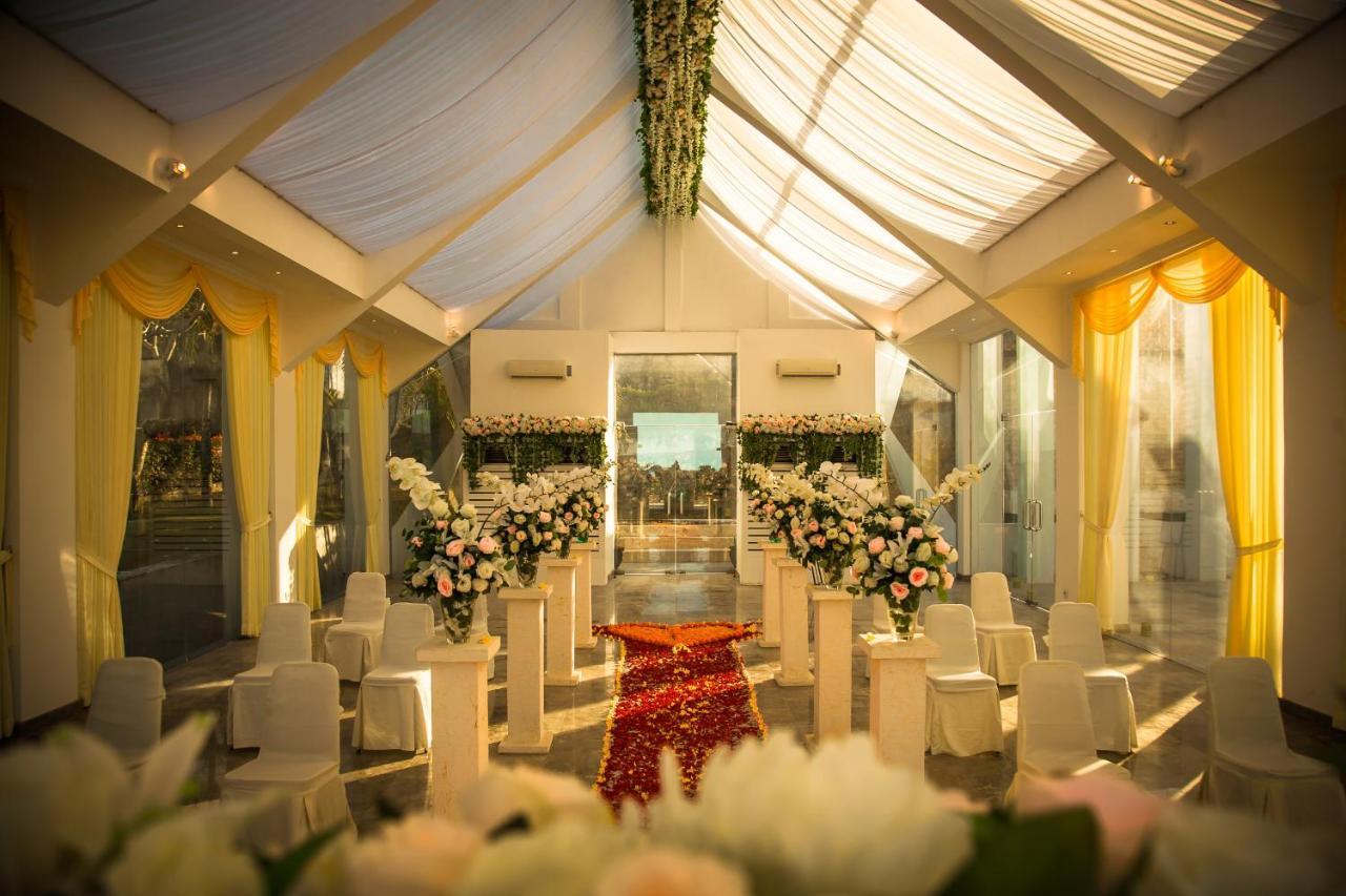 Royal Pool Villa Bali Нуса-Дуа Экстерьер фото